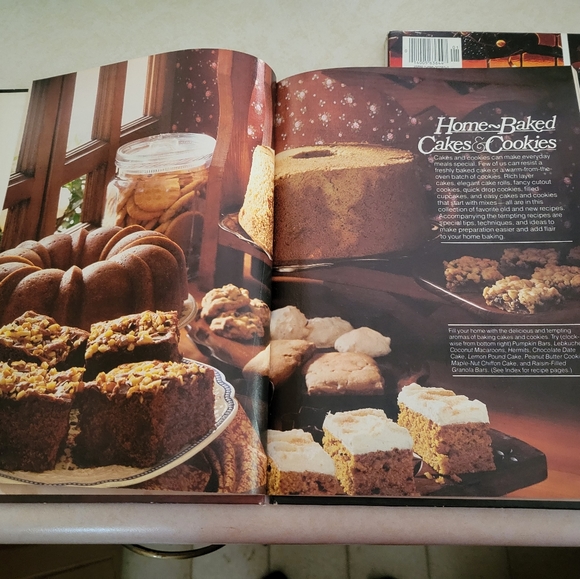 Vintage Cook Books - Picture 1 of 4